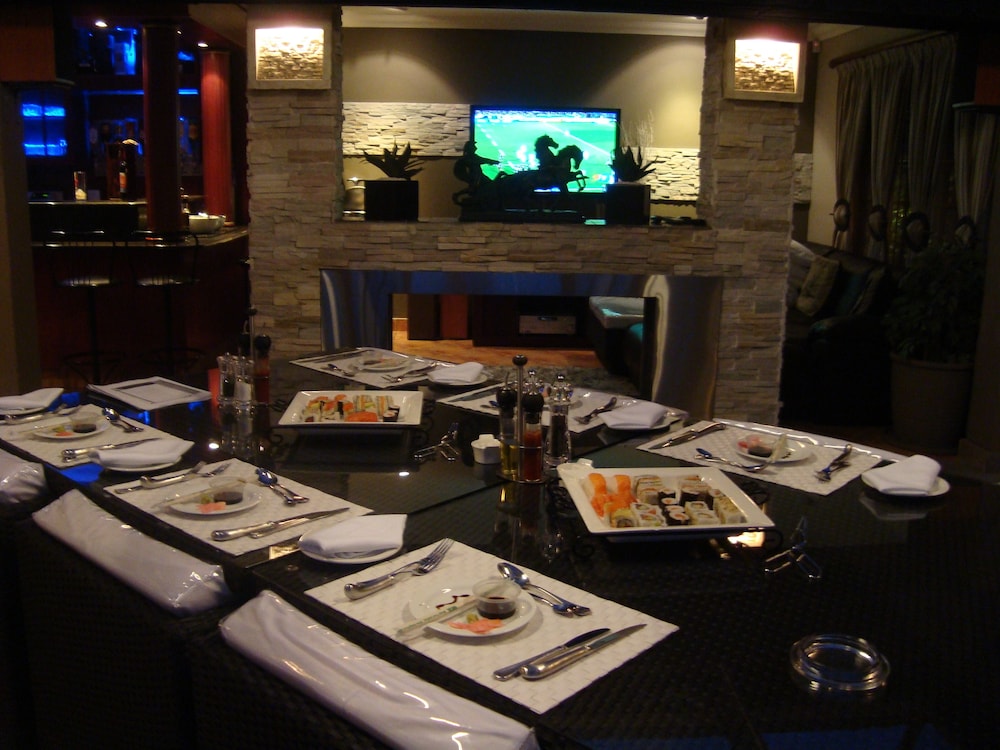 Waterfalls Boutique Hotel 38/50