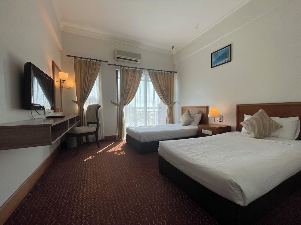 Putra Brasmana Hotel 6/29