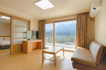 West, Sono, Suite, Mountain or Sea View, Kitchen