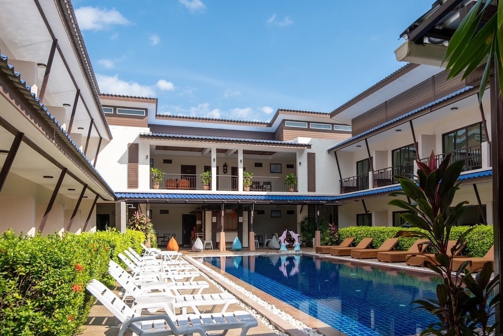 Phangan Island View Hotel 62/63