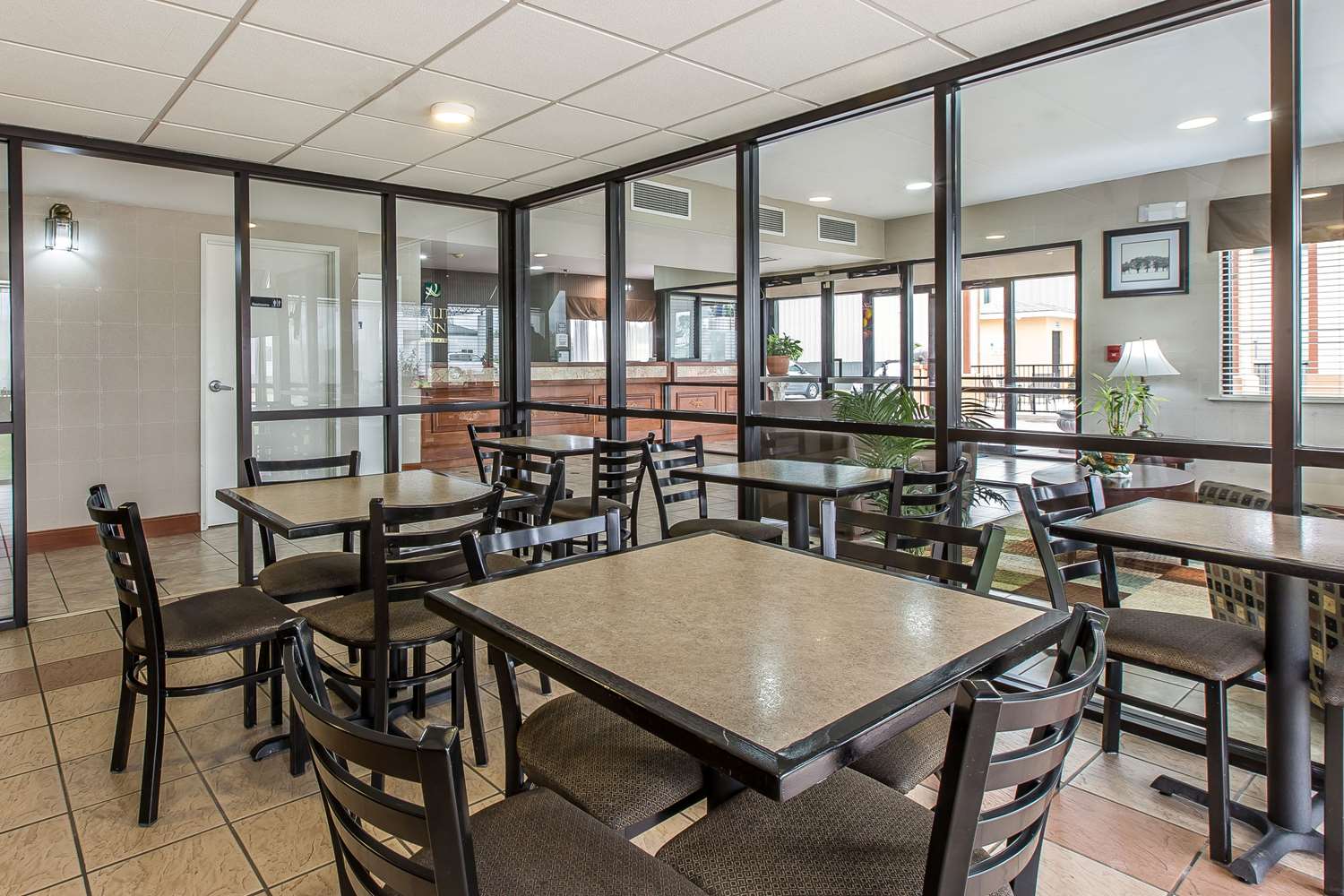 Quality Inn Montgomery South 24/33