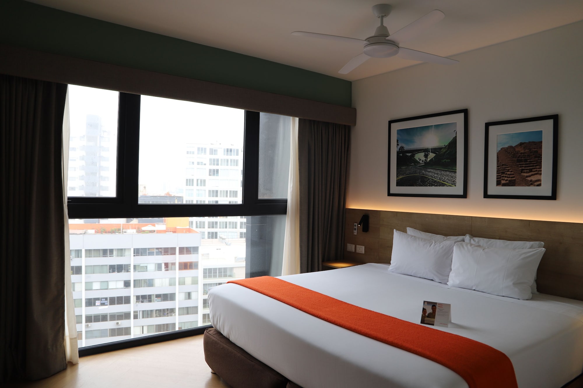 SUPERIOR, KING BED, ACCESSIBLE