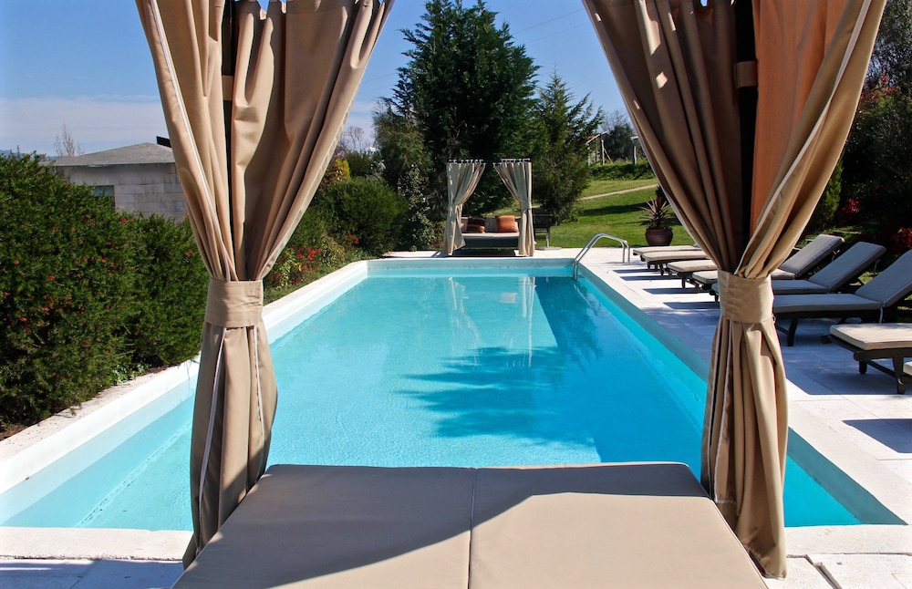 Carmo's Boutique Hotel 1/86