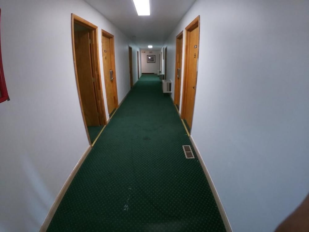 Budget Inn Clearfield 27/56