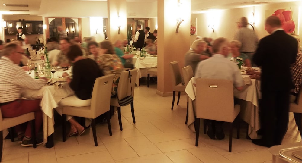 Hotel Tropis 58/70