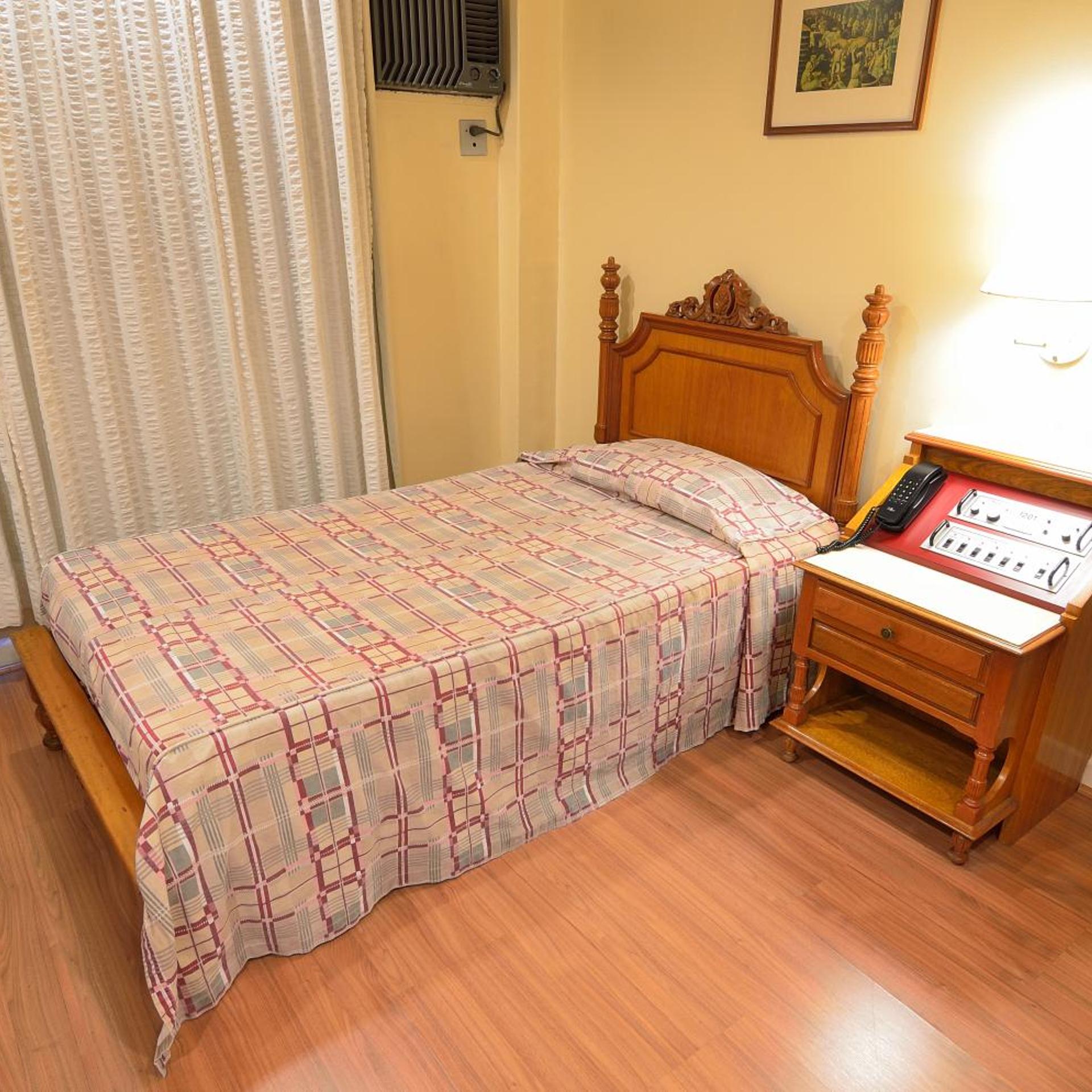 Hotel Castelar 9/99