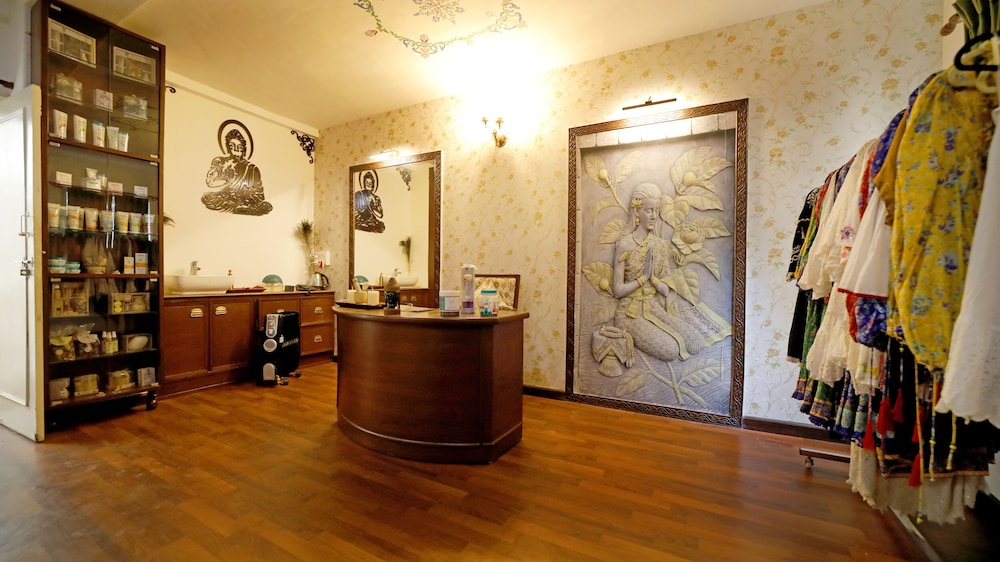 Hotel Udaigarh 7/57