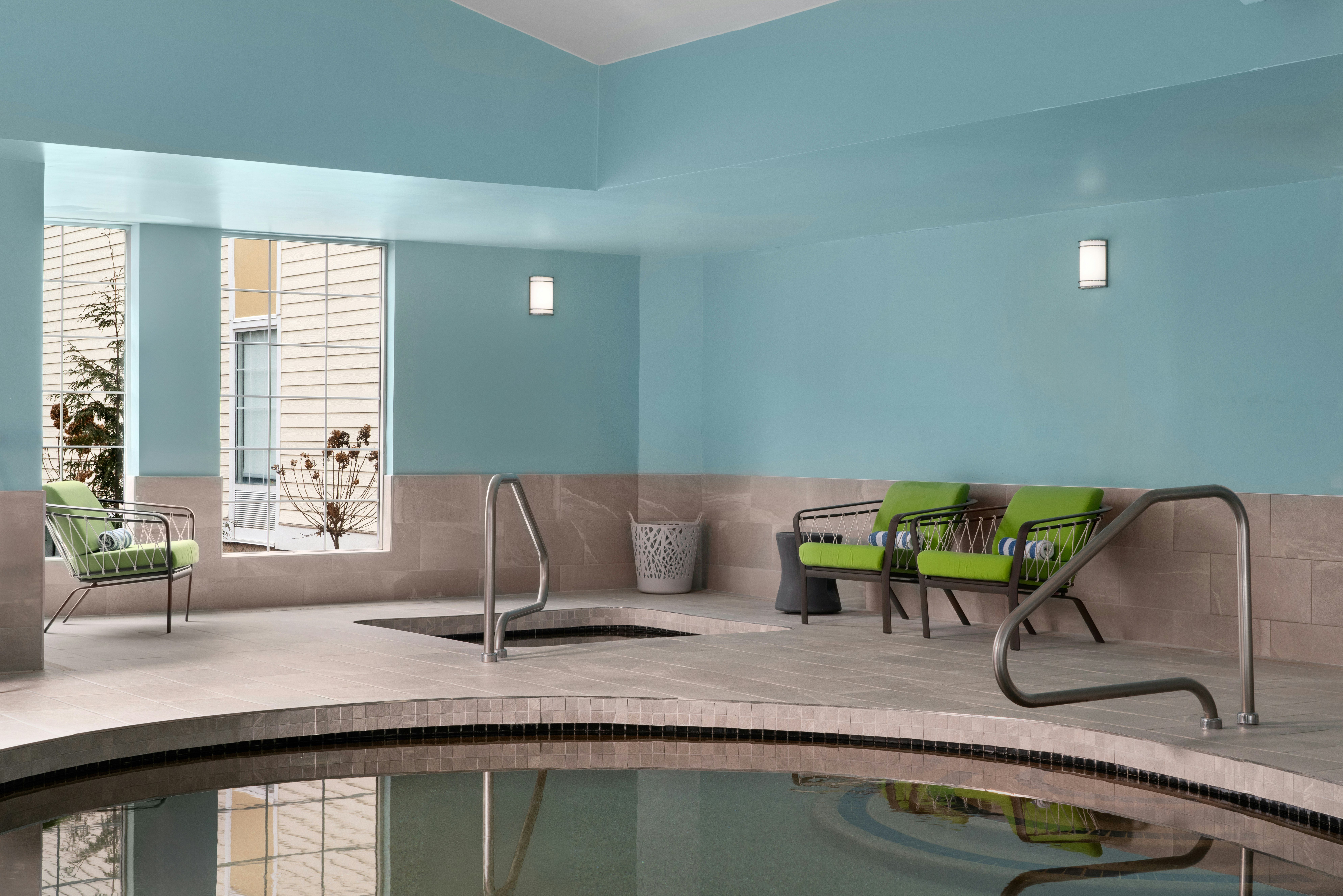 Hampton Inn Sturbridge 15/28