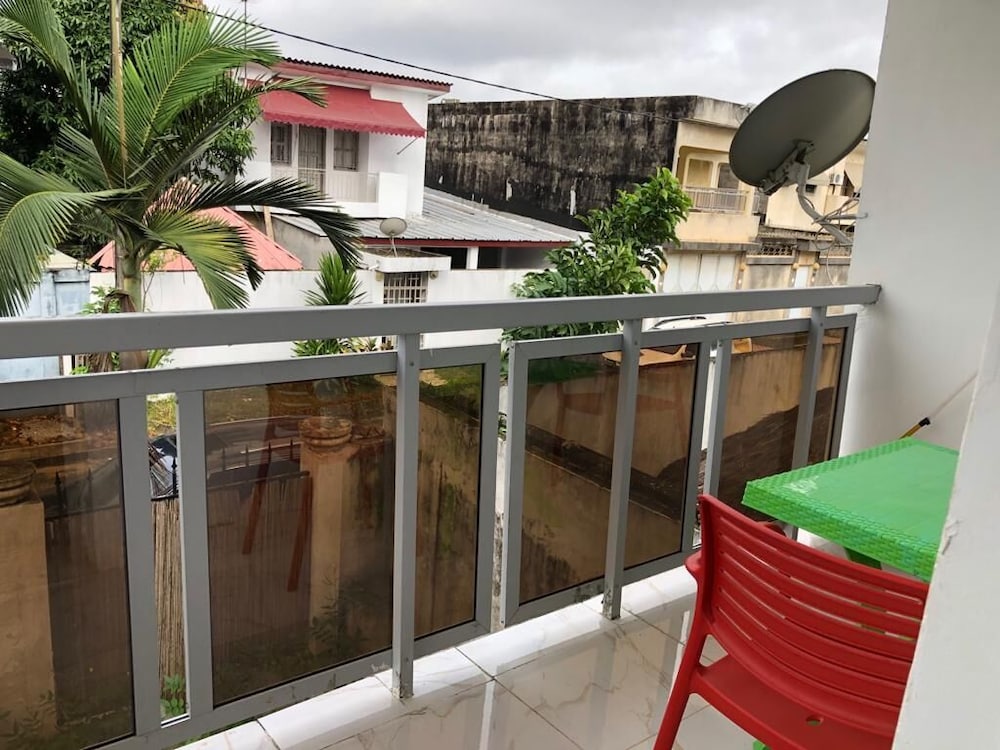 Villa Résidence Séjours & Affaires 5/50