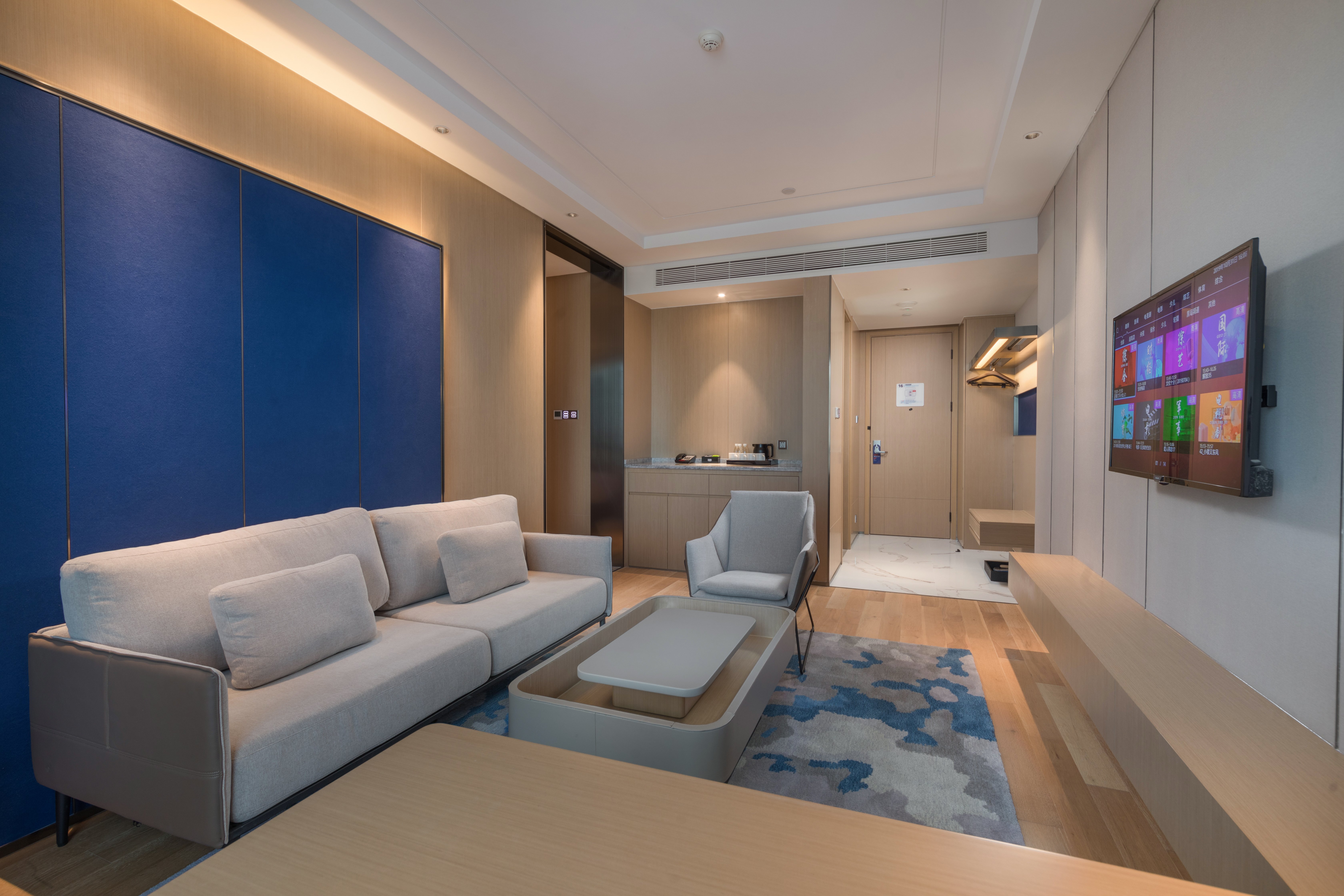 Holiday Inn Express Nanchang West Station 21/27