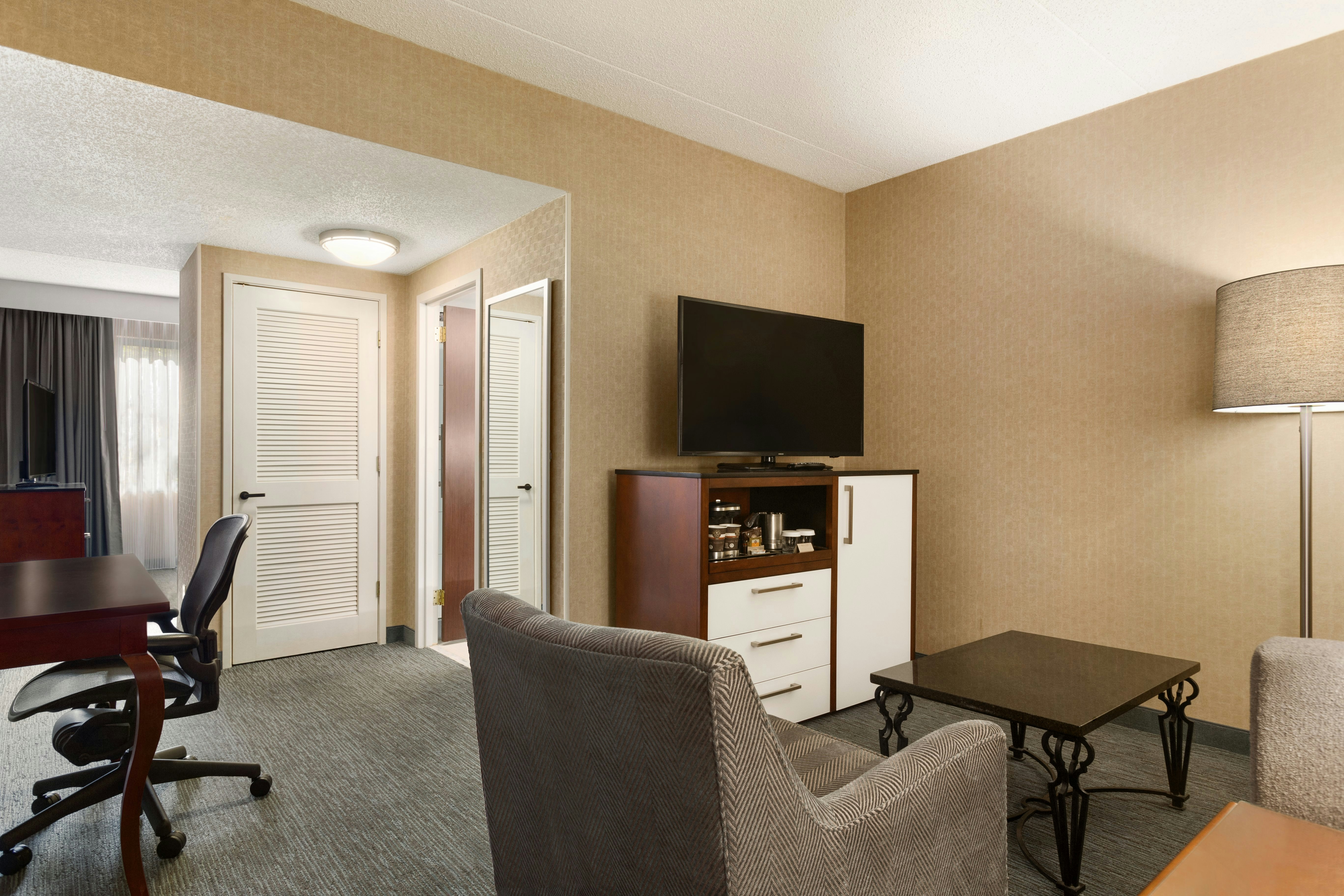Doubletree By Hilton Detroit Novi 63/74
