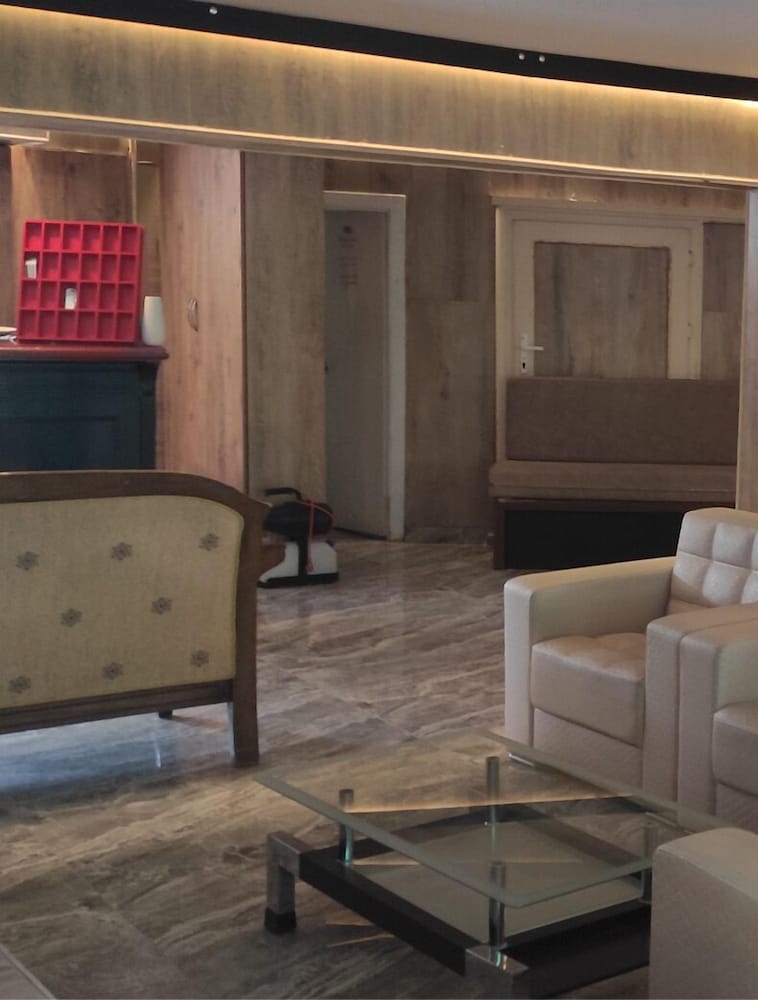 Romeo Beach Hotel 9/46
