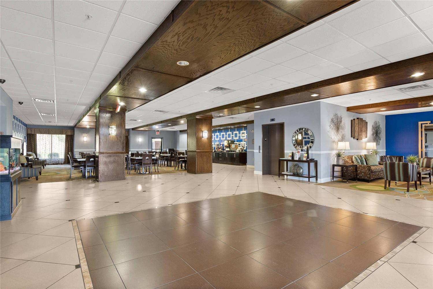 Portland Inn & Suites Portland, TN 10/35