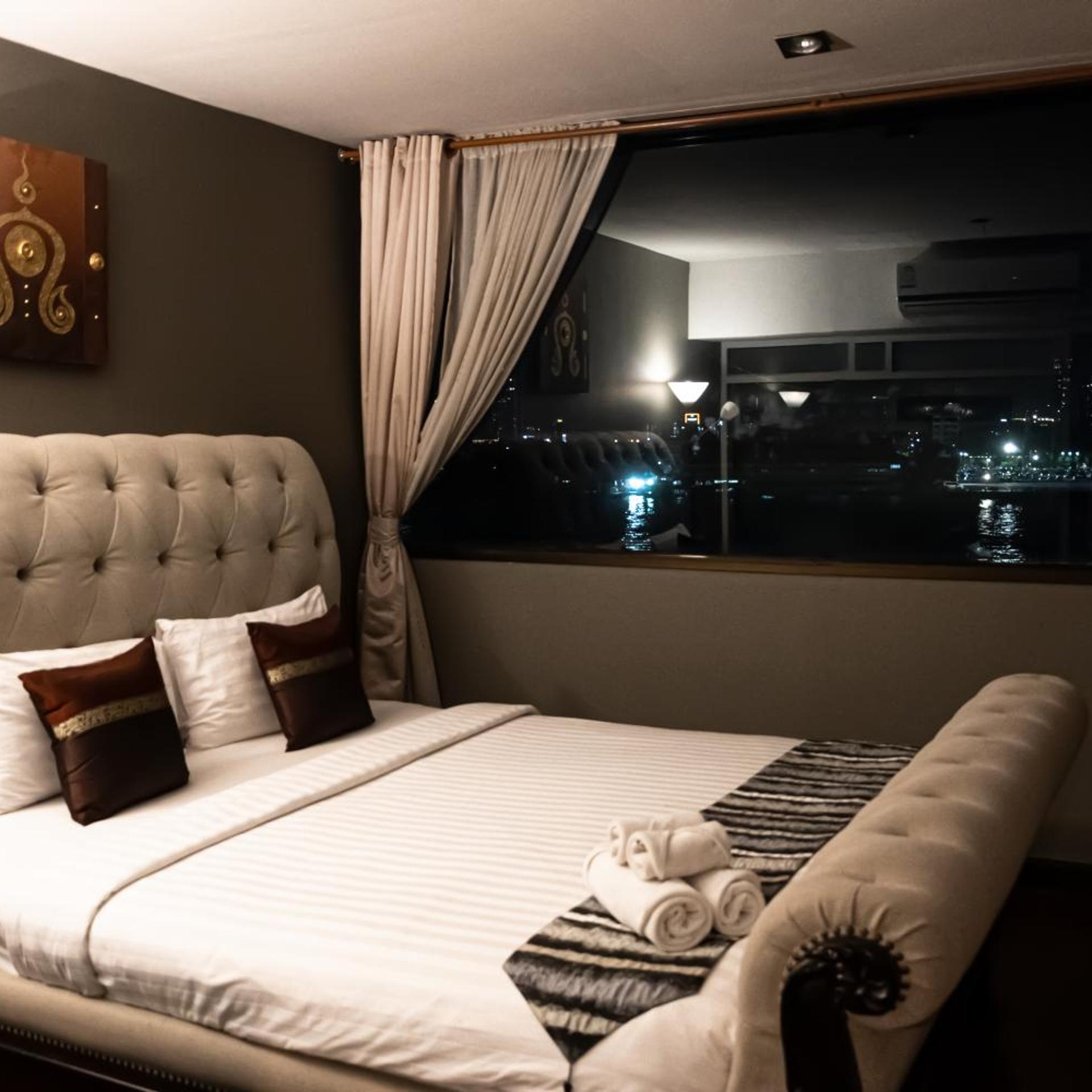 Anandpura Riverside Hotel 19/40