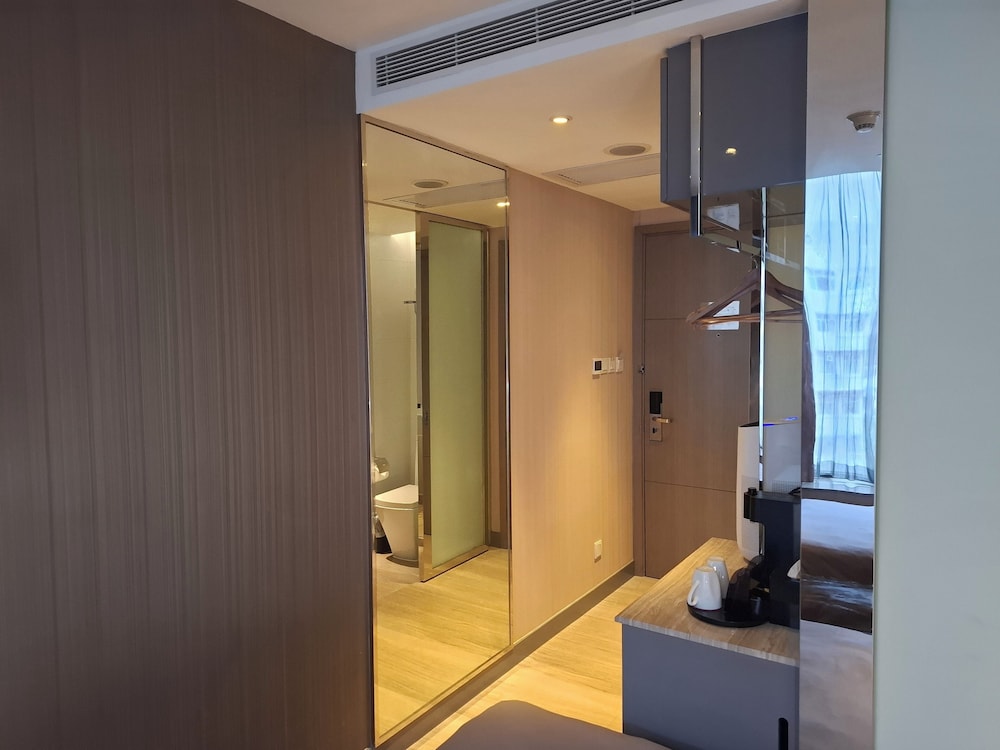 Silka Tsuen Wan Hong Kong 38/38