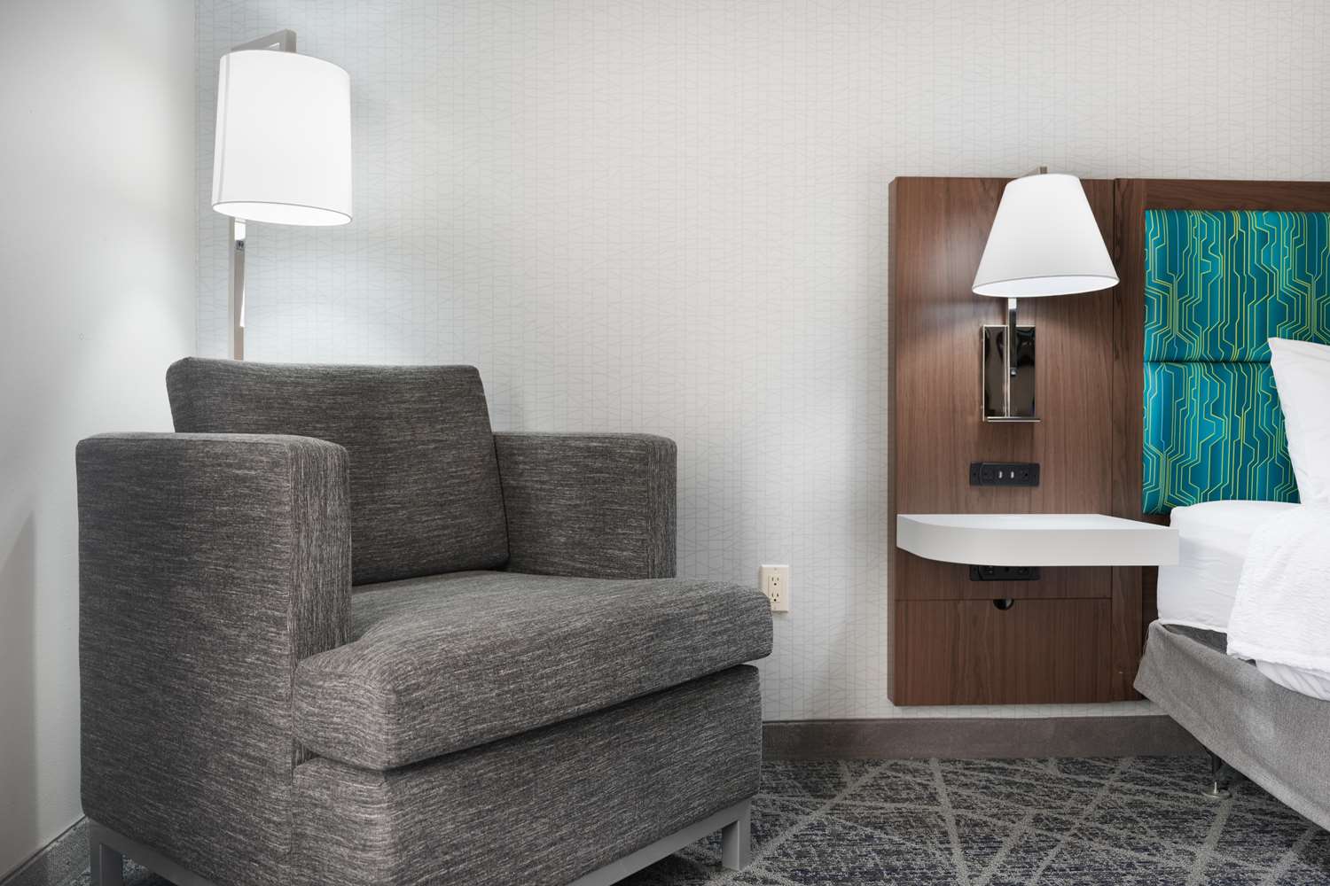 Hampton Inn and Suites Tulsa Central 7/19