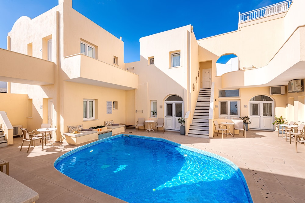Reverie Santorini Hotel 40/50