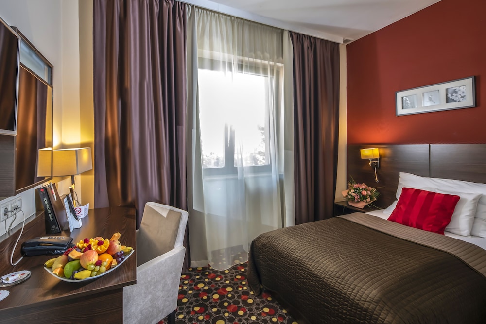 Budapest Airport Hotel Stacio Wellness and Conference 13/43