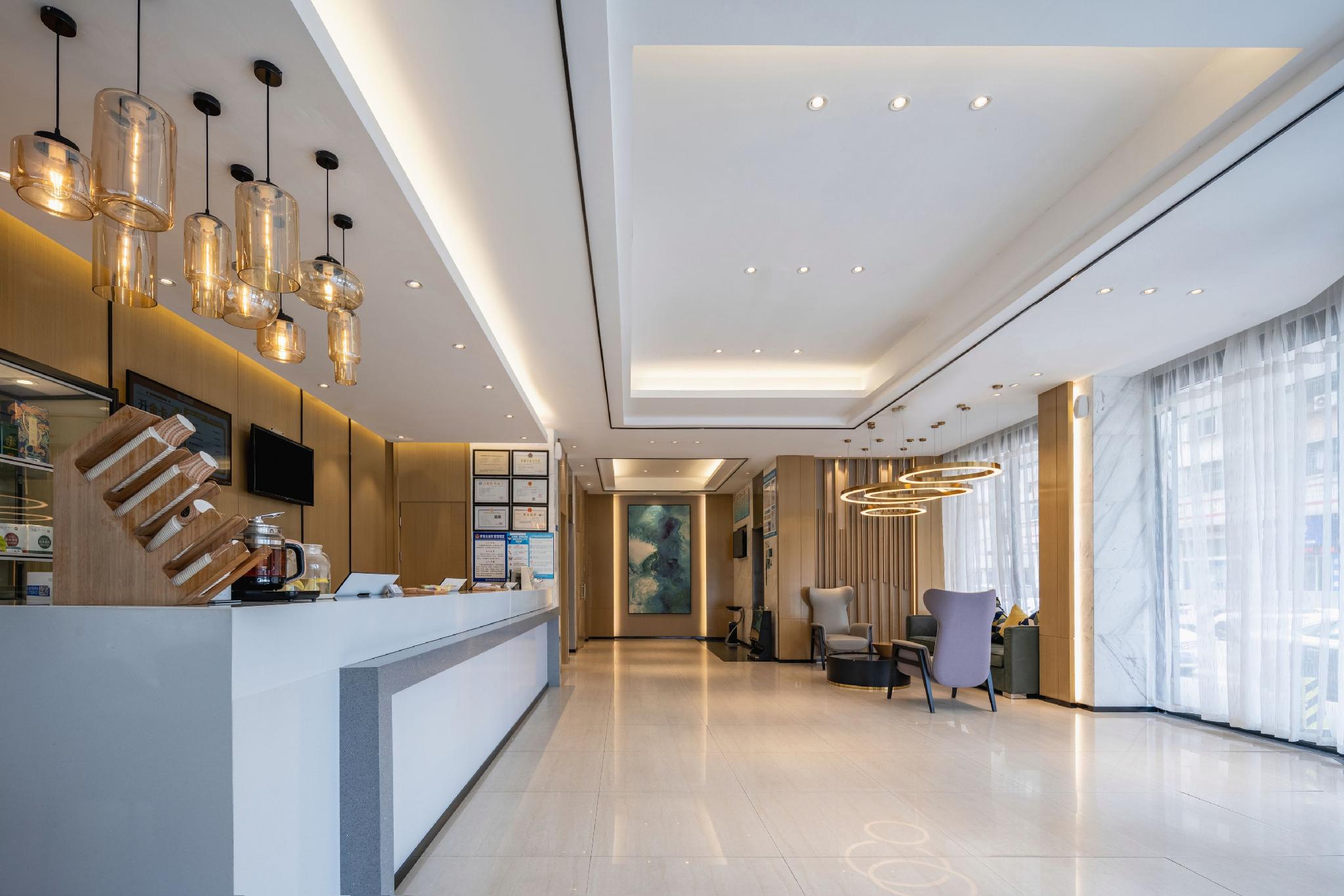 City Comfort Inn (Maoming High Speed Railway Station Wenming Road) 26/57