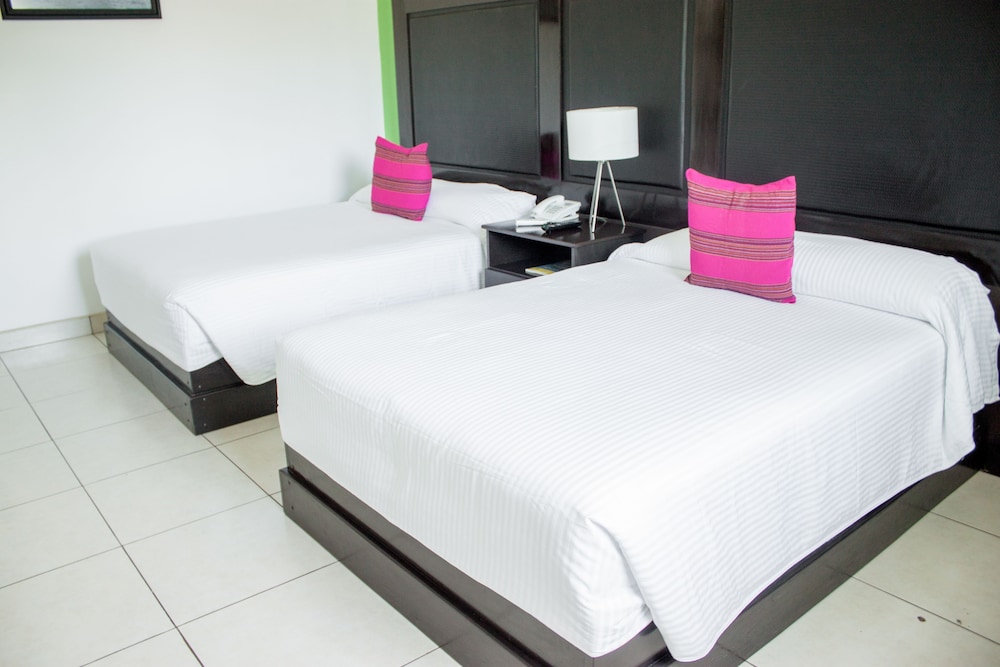 Chiapas Hotel Express 11/62