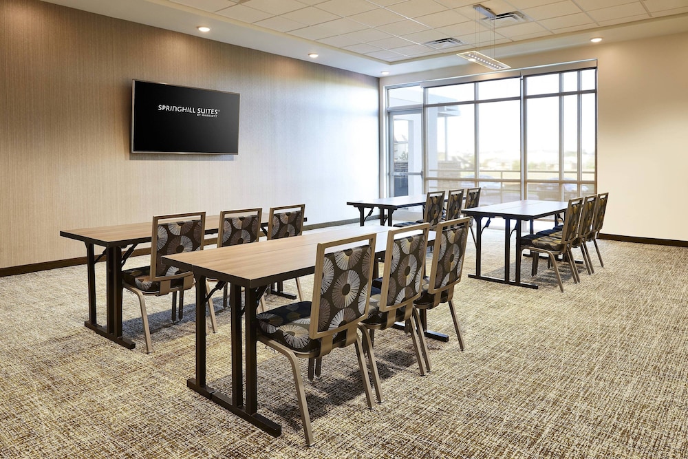 Springhill Suites Springfield North 33/39