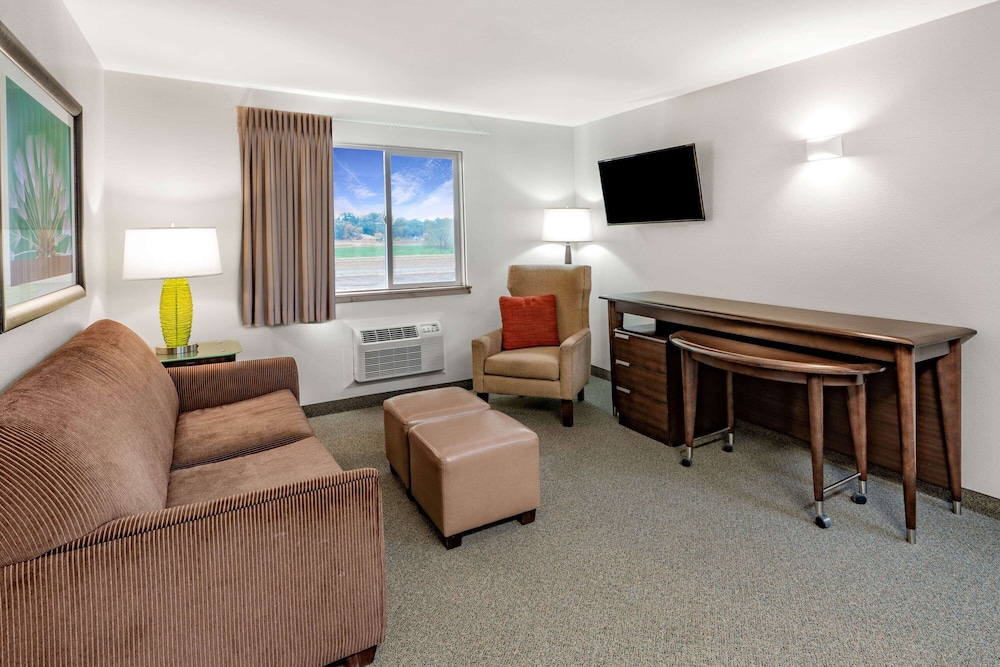 Travelodge by Wyndham Lovell/Bighorns 20/23