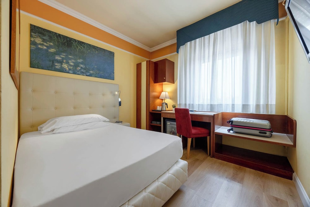 غرفة كلاسيكية مفردة، Ih Hotels Padova Admiral 6/10
