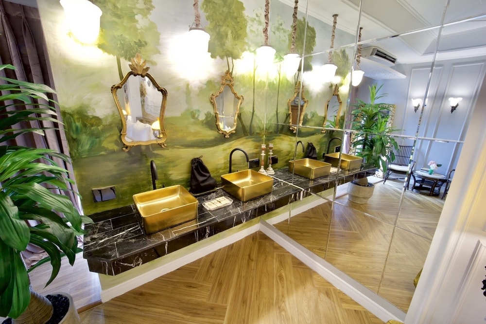 Yuu Hotel Ubon Ratchathani 47/70