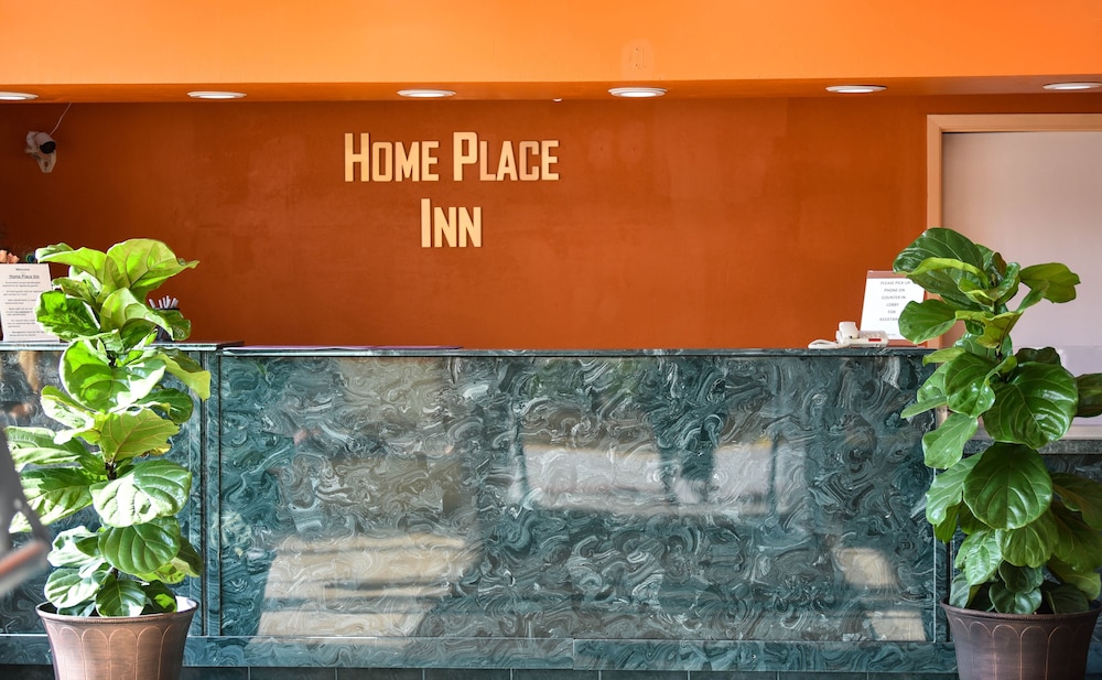 Homeplace Inn 14/51