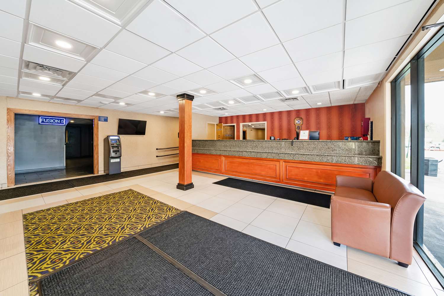 Americas Best Value Inn Foxboro 7/35