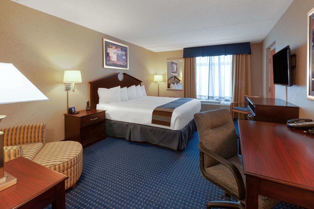 Wingate by Wyndham Erie 18/53