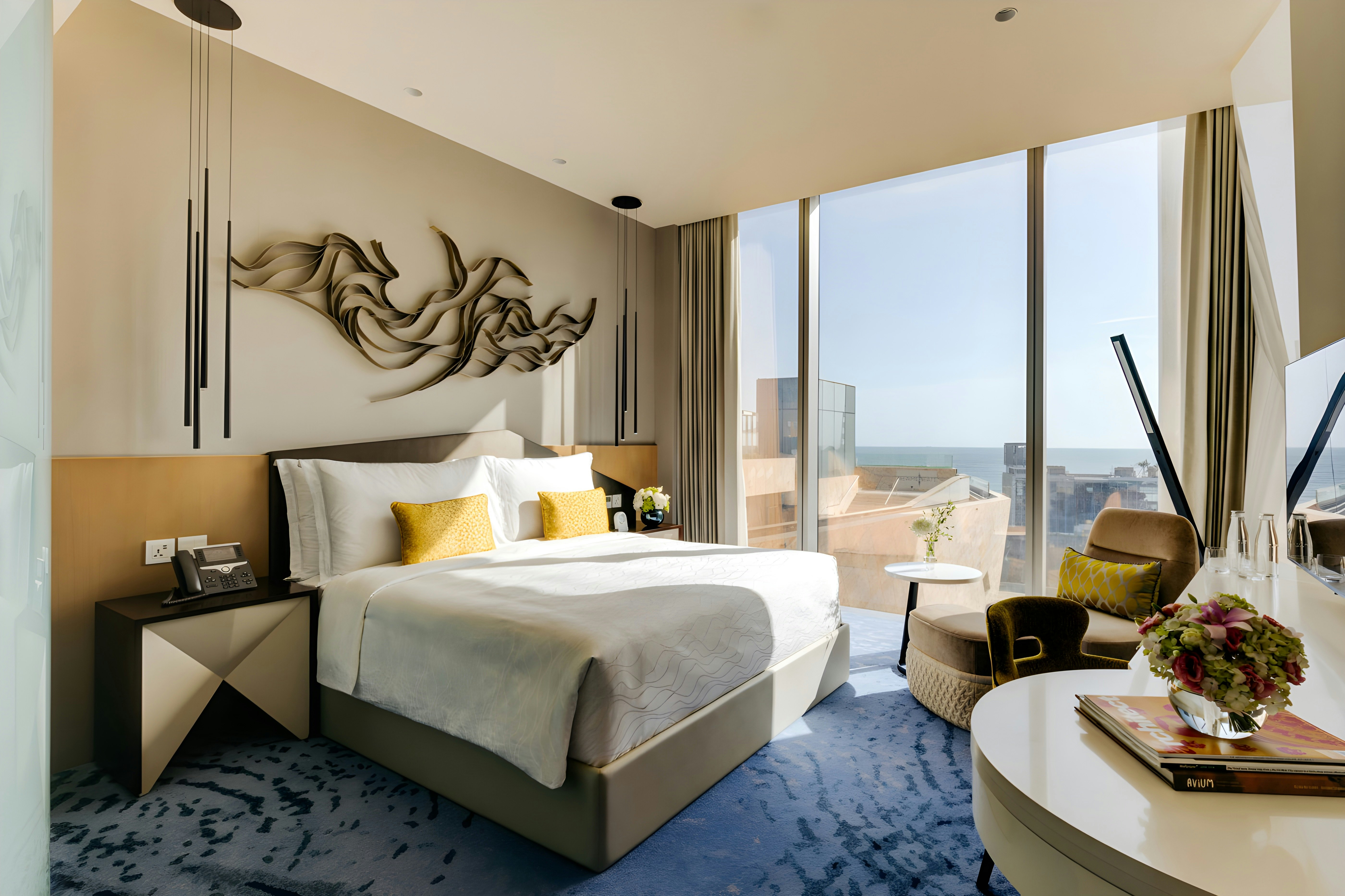Life, Premier, King Bed, Ocean Front، Cinnamon Life at City of Dreams 4/6