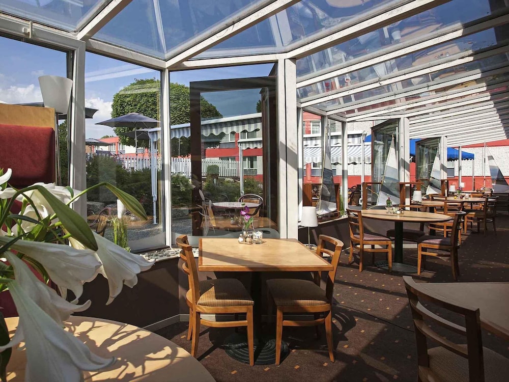 Ibis 3 Lacs Neuchatel 32/50