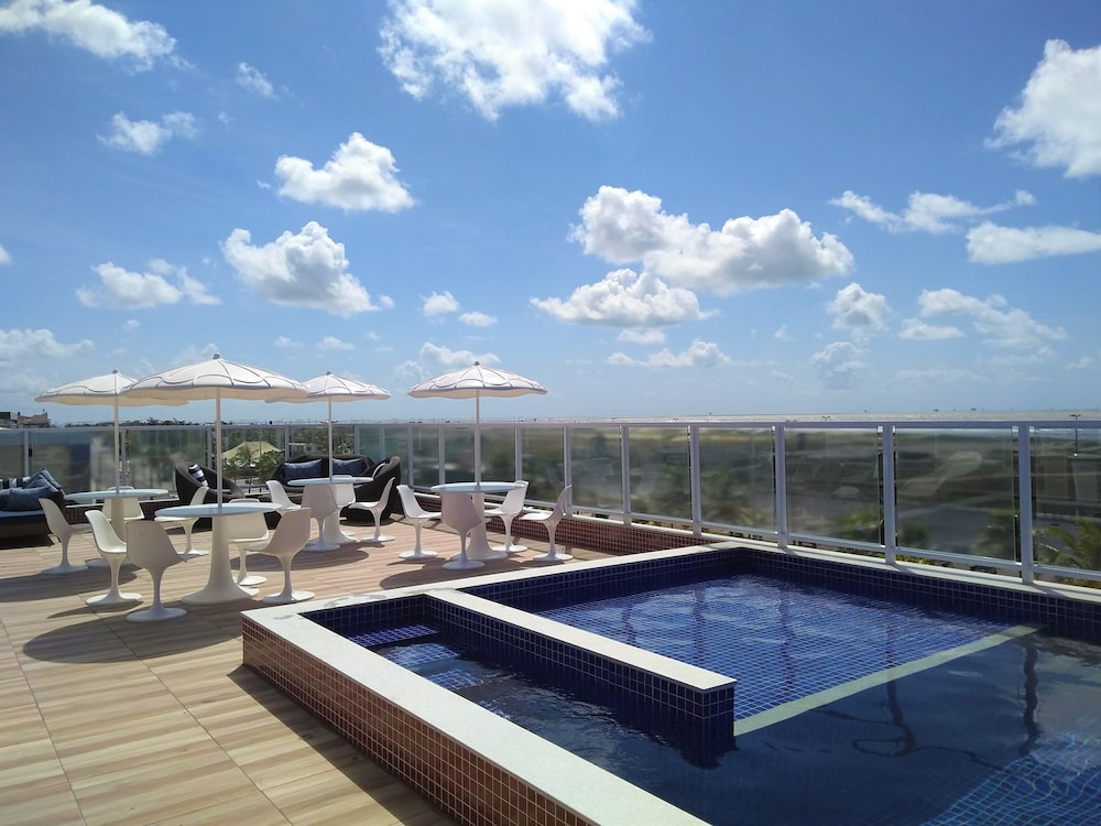 Simas Praia Hotel 38/65