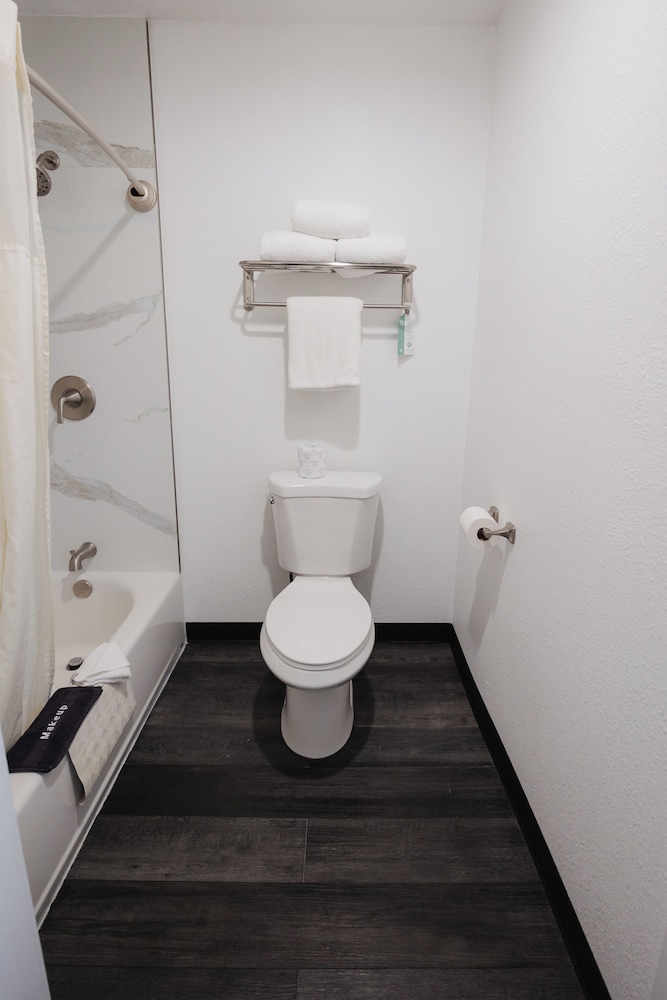 غرفة ديلوكس بسريرين كوين، Old Town Western Inn & Suites 10/10