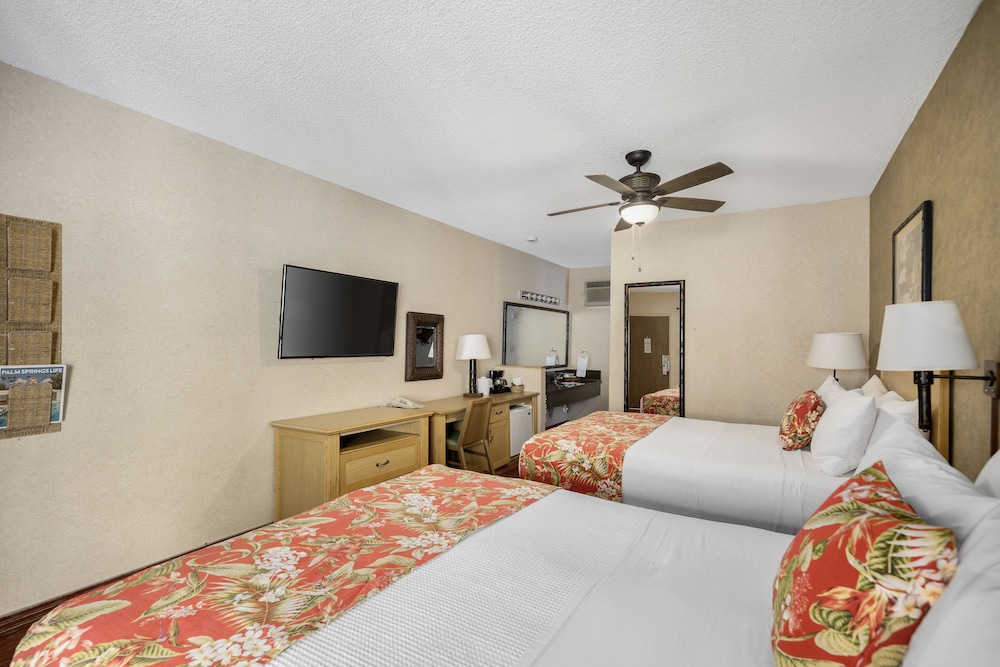 Caliente Tropics Hotel 10/34