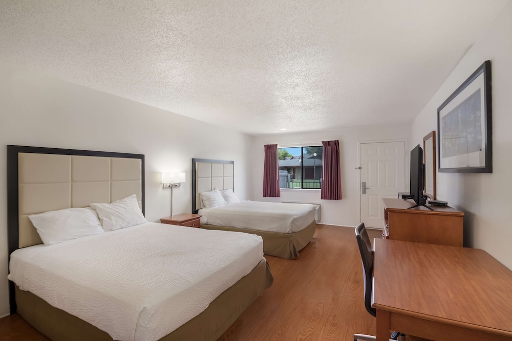 Americas Best Value Inn Lockhart TX (ex OYO Hotel) 9/40