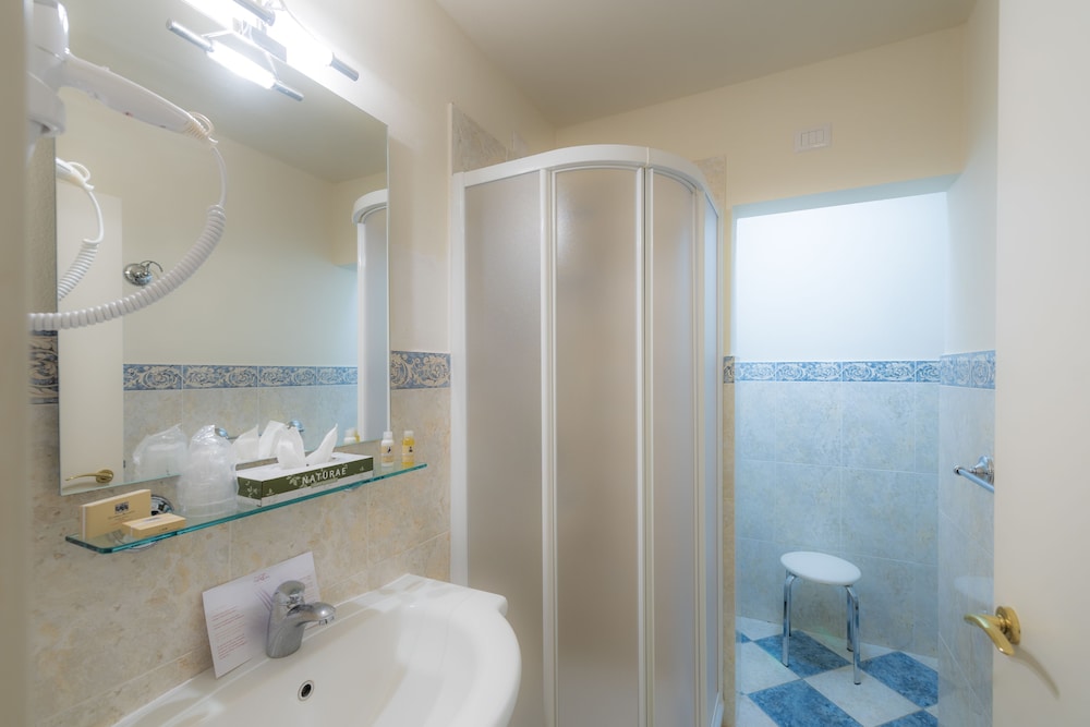 Hotel Villa Elda 60/65