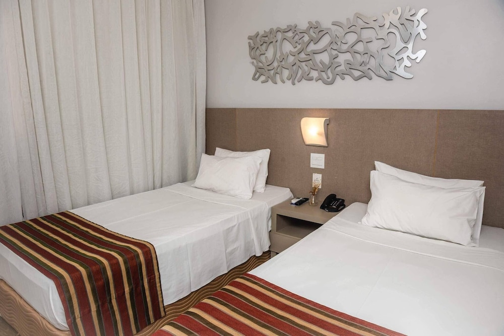 Hotel Beaga Convention Expominas By MHB 15/68