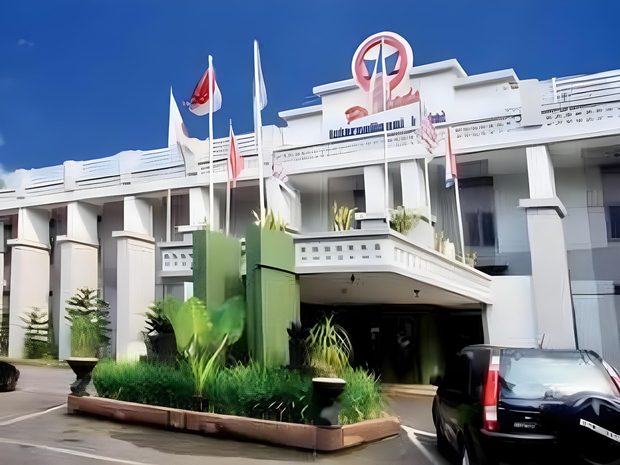 Pardede Internasional 2/24
