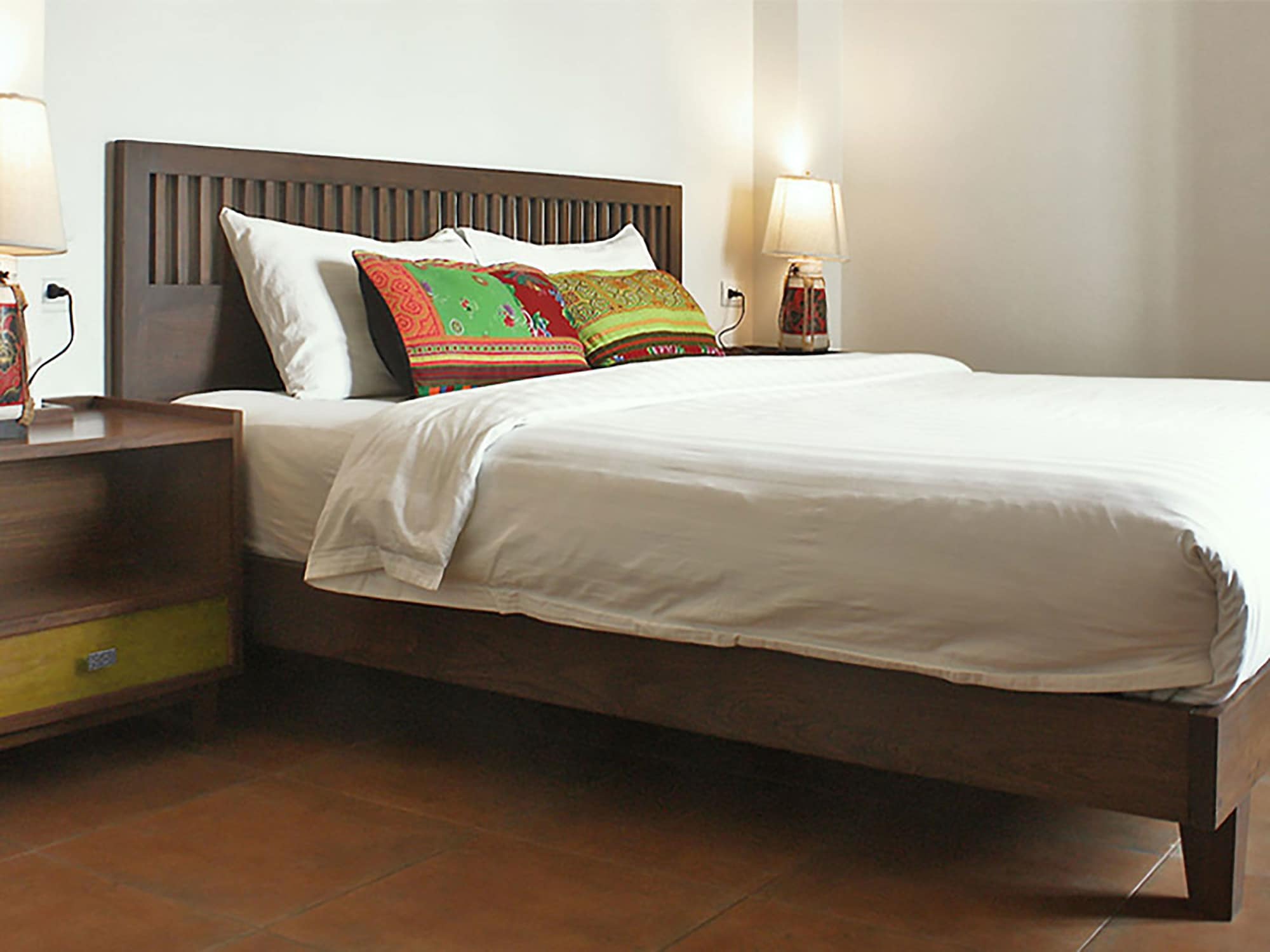 STANDARD, DOUBLE BED