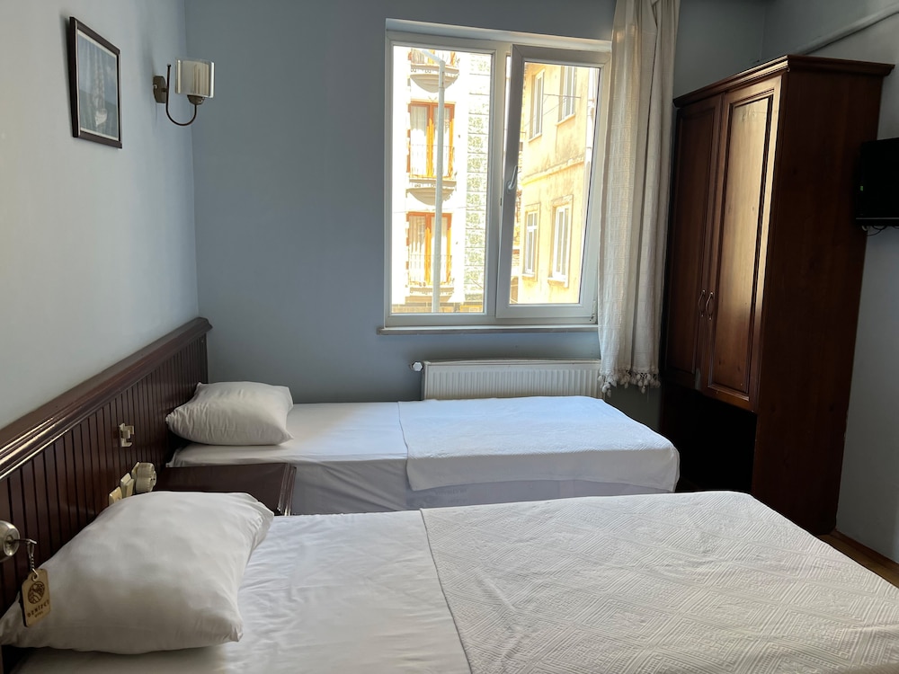 Denizci Hotel 13/48