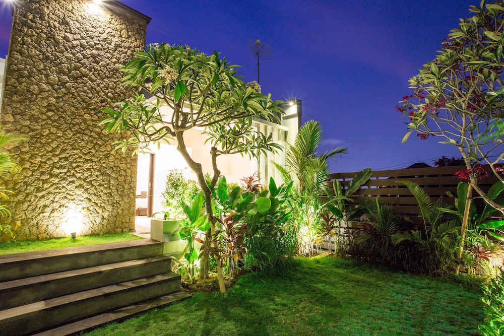 The Amarta Villa 43/46