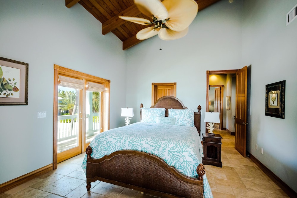 The Caribbean Resort 36/76