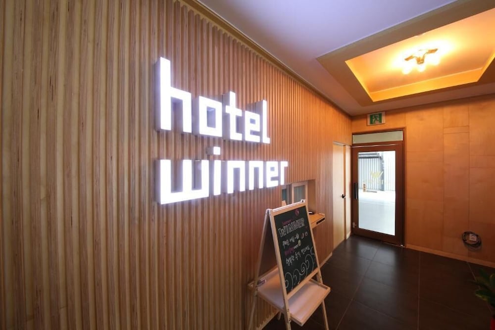 Winner Hotel 16/29