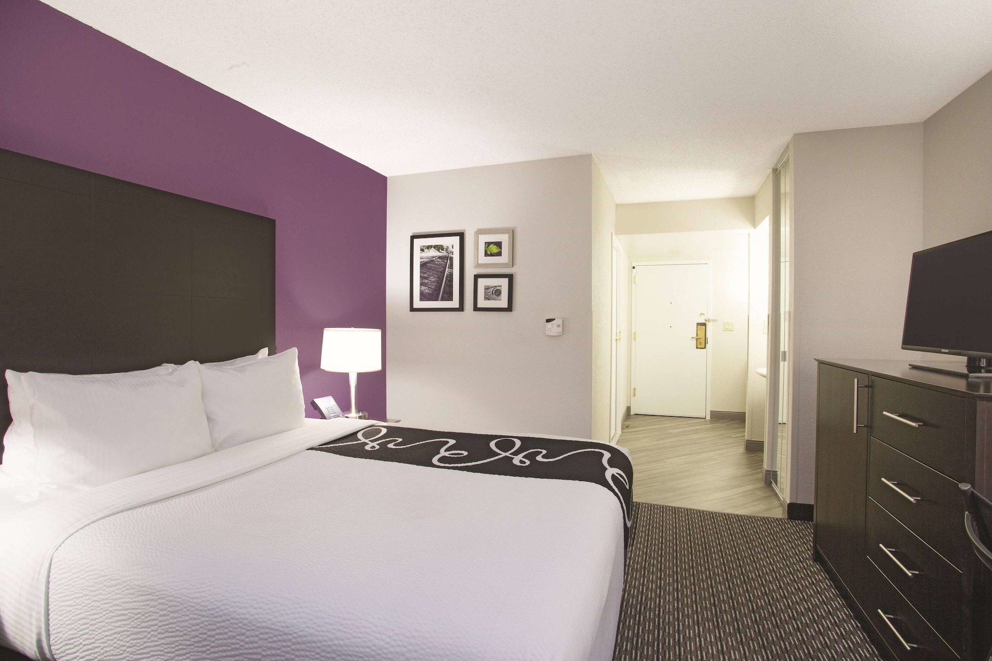 ROOM, DOUBLE BED, ACCESSIBLE
