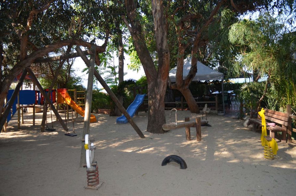 Hotel Village Eden 57/71