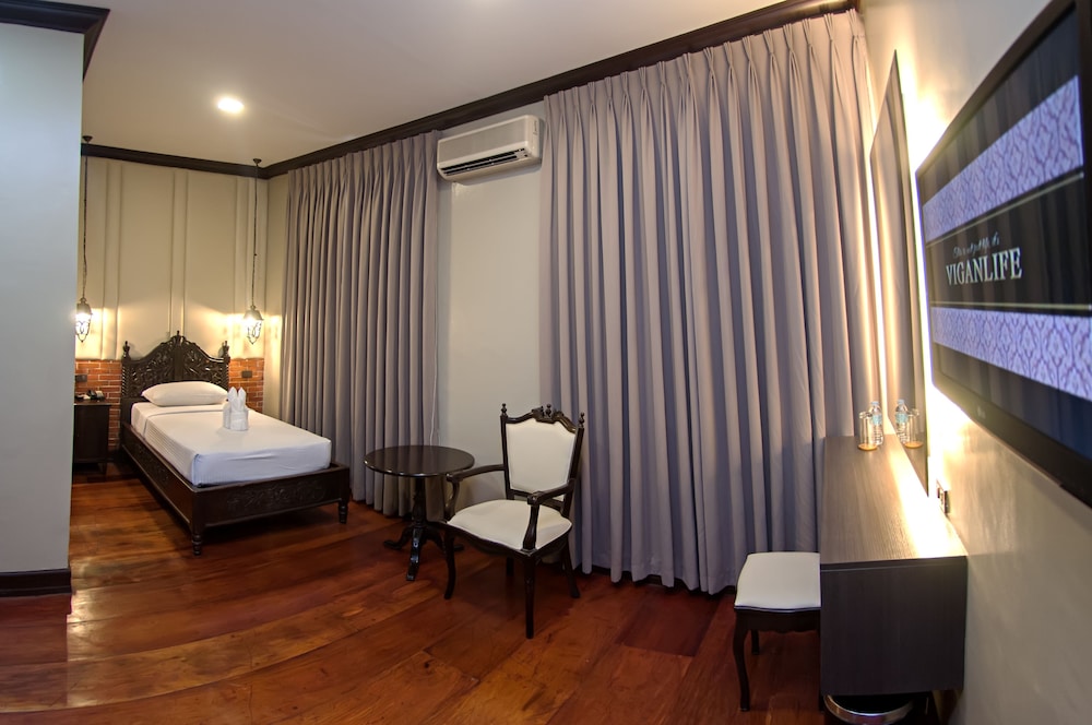Vigan Plaza Hotel 45/71