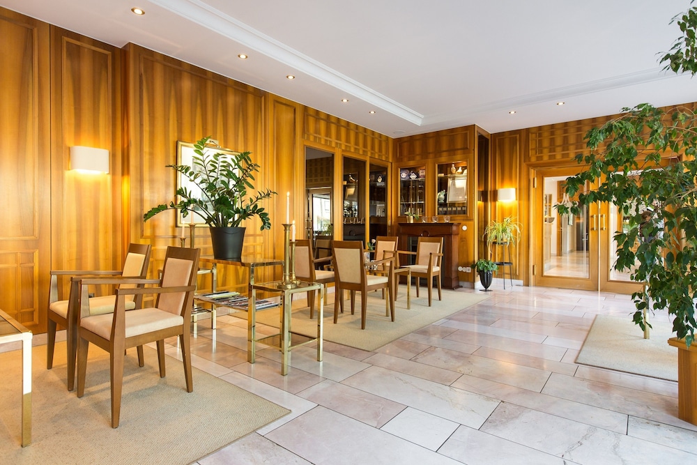 Das Wunsch-Hotel Mürz 47/71