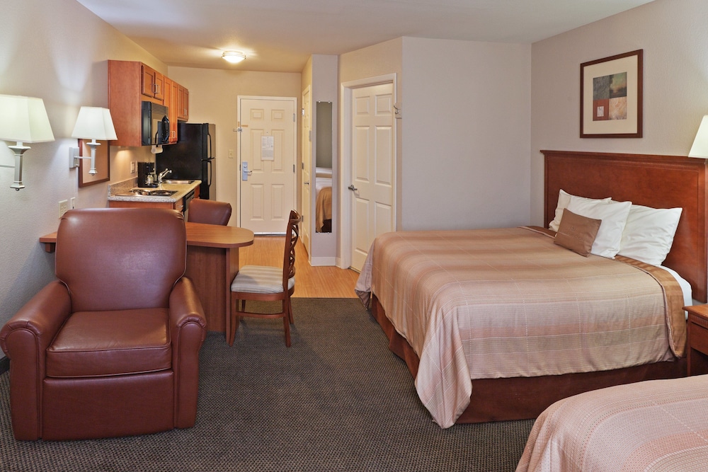 Candlewood Suites Wichita Falls At Maurine Street 11/45